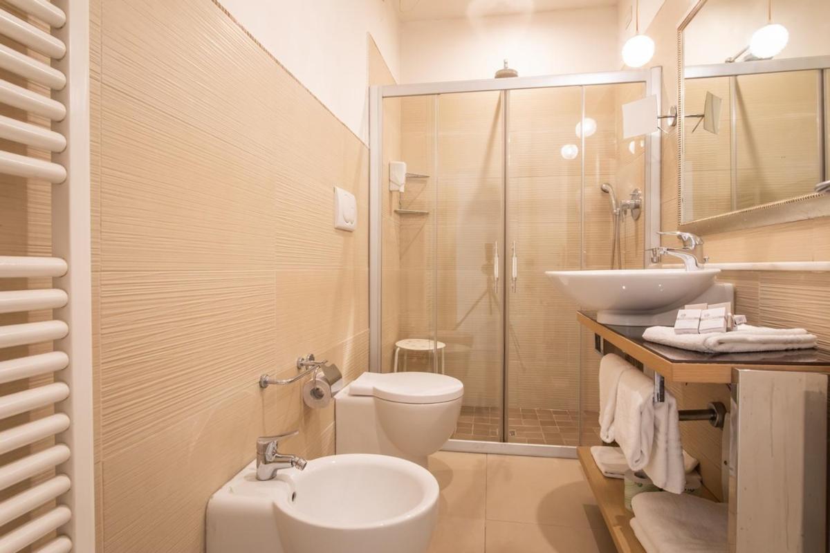 Triple Room,1116975396:JPEG
