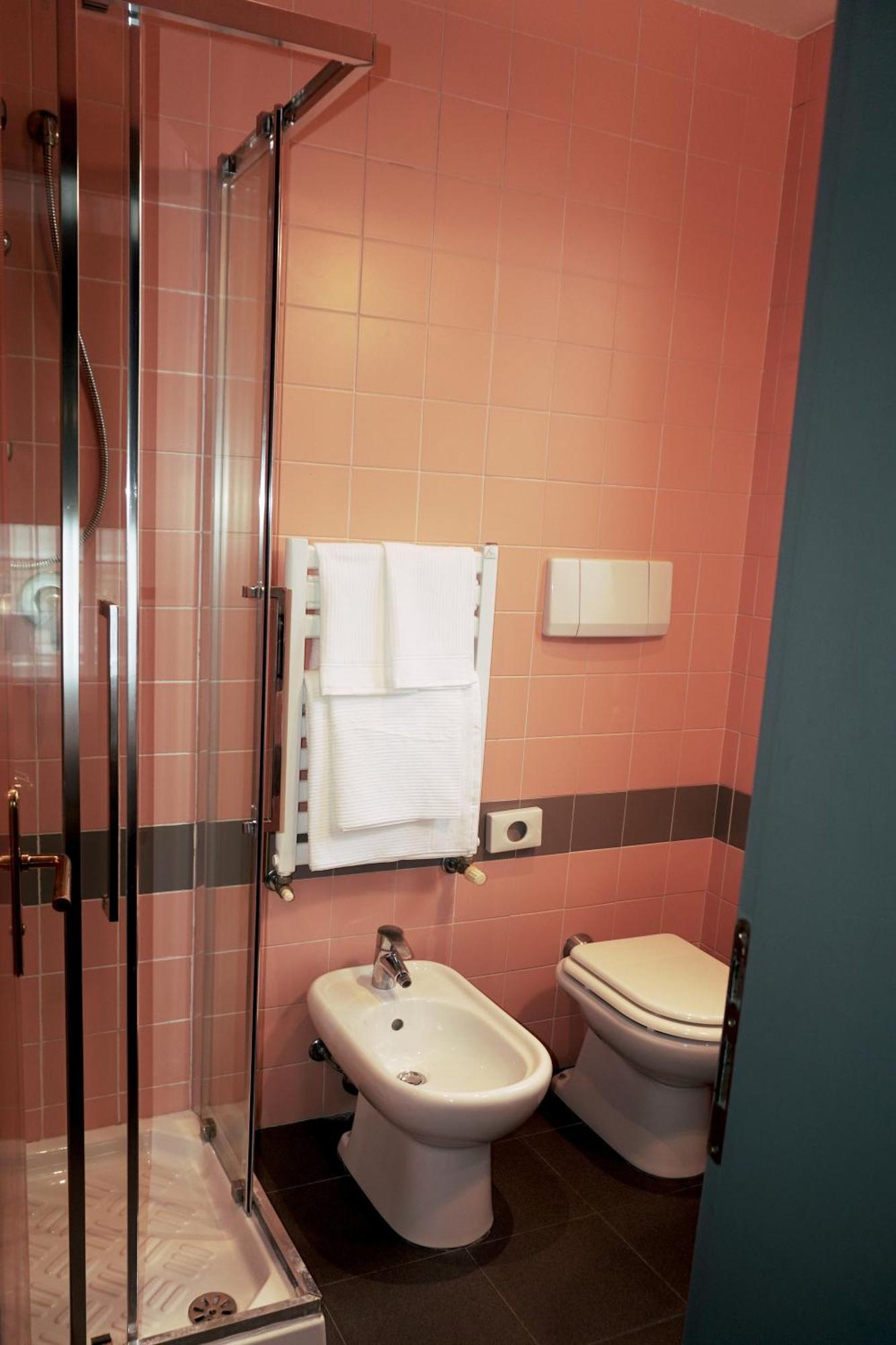 Camera Familiare con Vista Mare